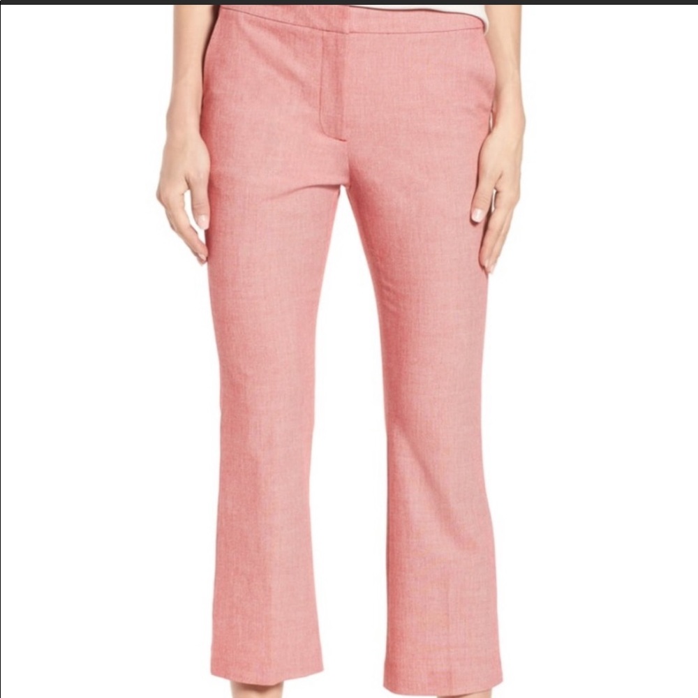 Halogen BNWT cropped flare pink pants.